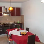 Διαμέρισμα Buzleta *